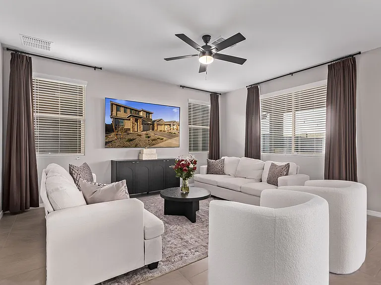 19210 W Solano Dr — Photo 11
