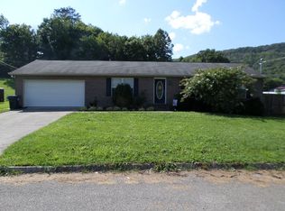 143 NE Sam William Ln, Jacksboro, TN 37757