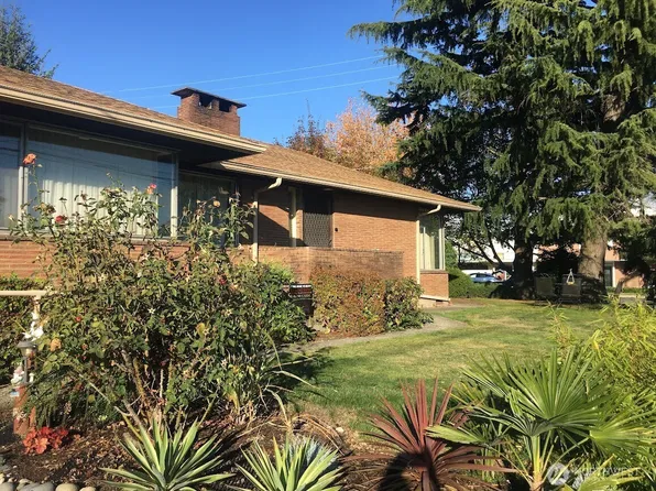 7767 Beacon Avenue S, Seattle, WA 98118