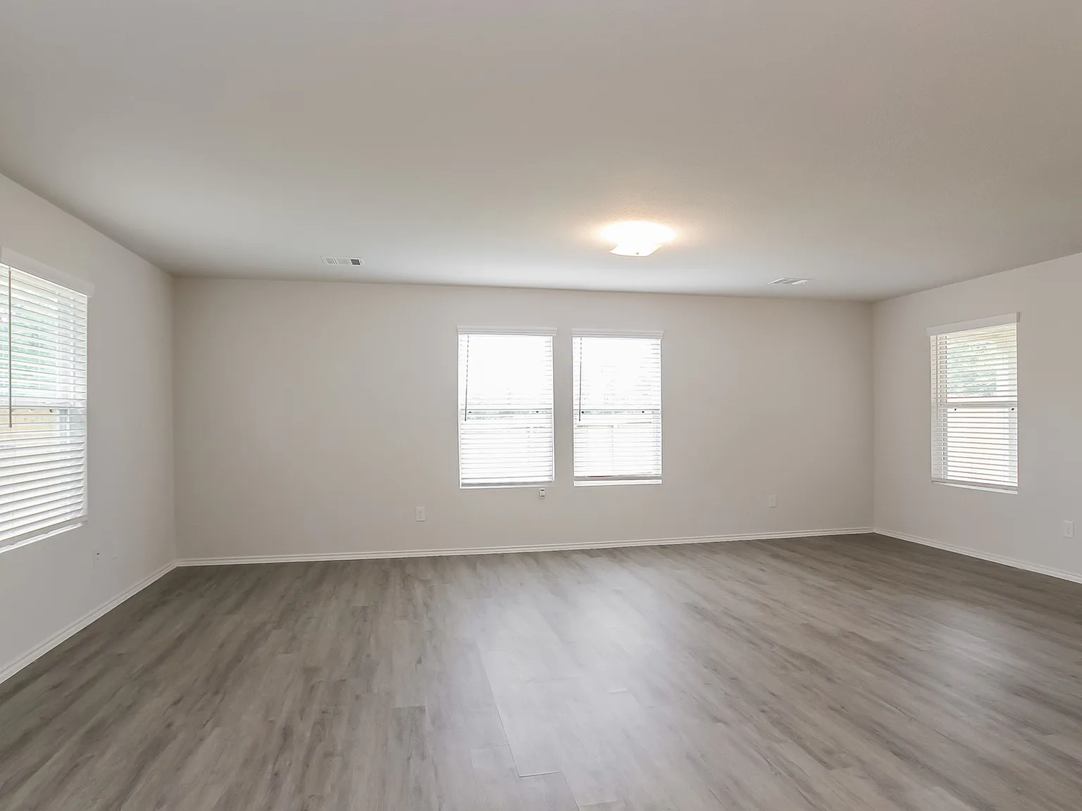 South Meadows — Photo 2