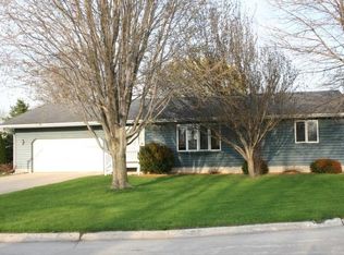 149 Jamestown Rd, Mason City, IA 50401