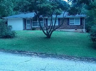 4015 Gladesworth Ln, Decatur, GA 30035