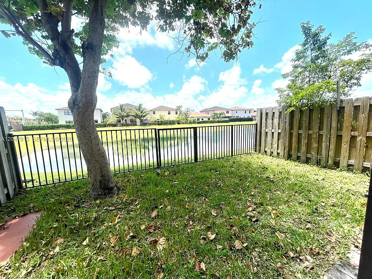 23364 SW 113th Psge #23364 — Photo 30