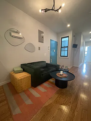 Rented by Hagstrom Management Inc | media 9