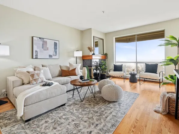 710 Pointe Pacific APT 3, Daly City, CA 94014