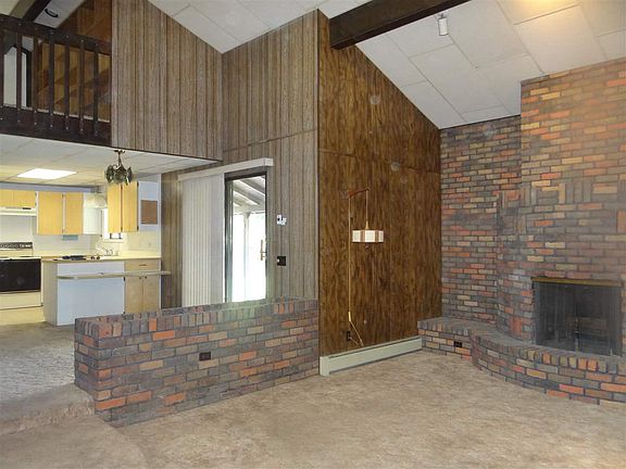 3rd image of 615 Agana Dr
