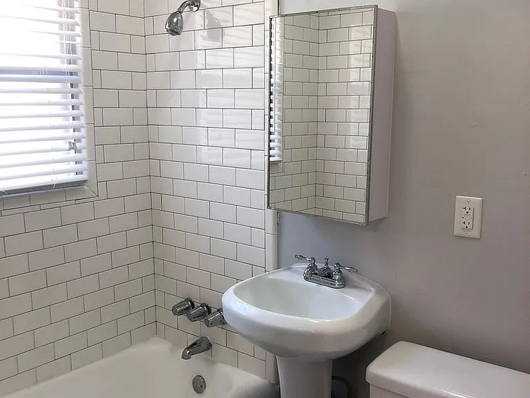Val D' Kingsley LLC — Photo 21
