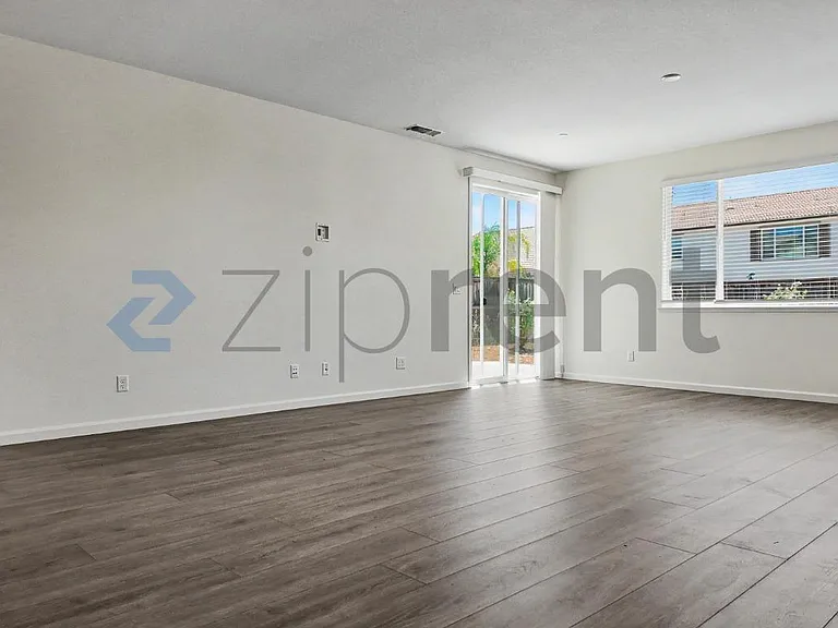 3401 Foothill Pine Ct — Photo 23