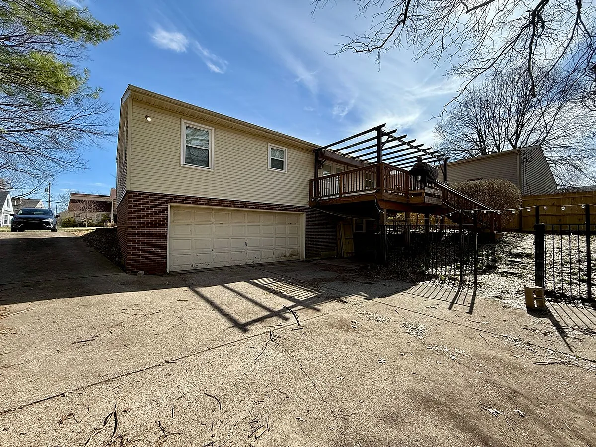 Building Photo - 1104 Spring Run Rd