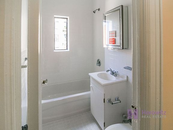 4th image of 3744 61st St APT 3B