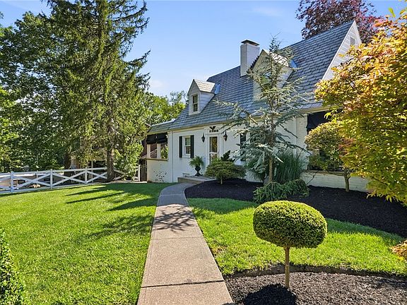 5th image of 3108 Hillcrest Rd