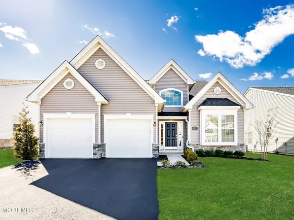 57 Milky Way Drive, Barnegat, NJ 08005