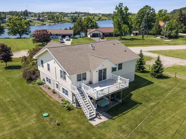 10720 S Moonlight Bay Rd, Cheboygan, MI 49721