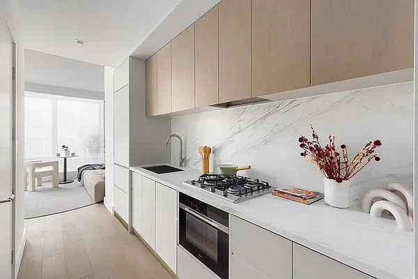 Rented by Honeycomb Real Estate | media 16