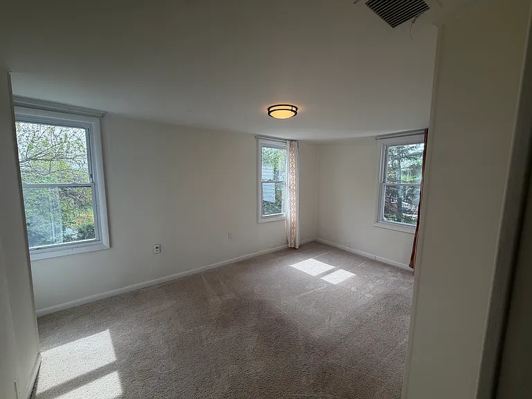 5014 Delaware St — Photo 10