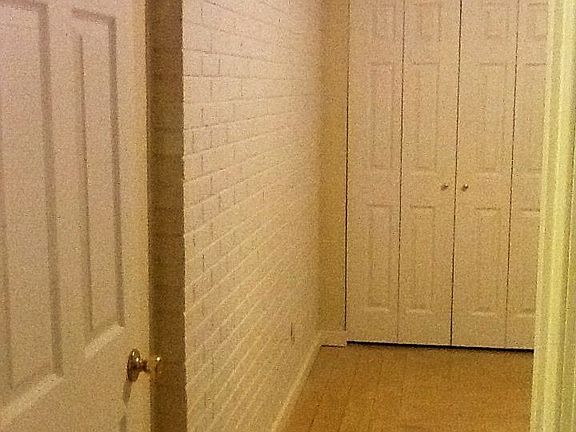 Master bedroom entrance 