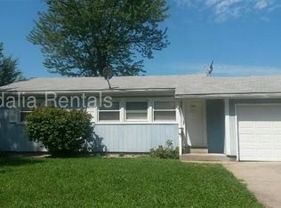 218 West Ave, Sedalia, MO 65301