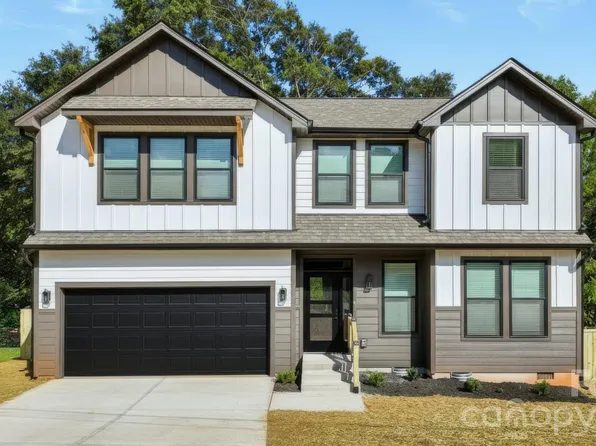 217 Price St #56, Mount Holly, NC 28120