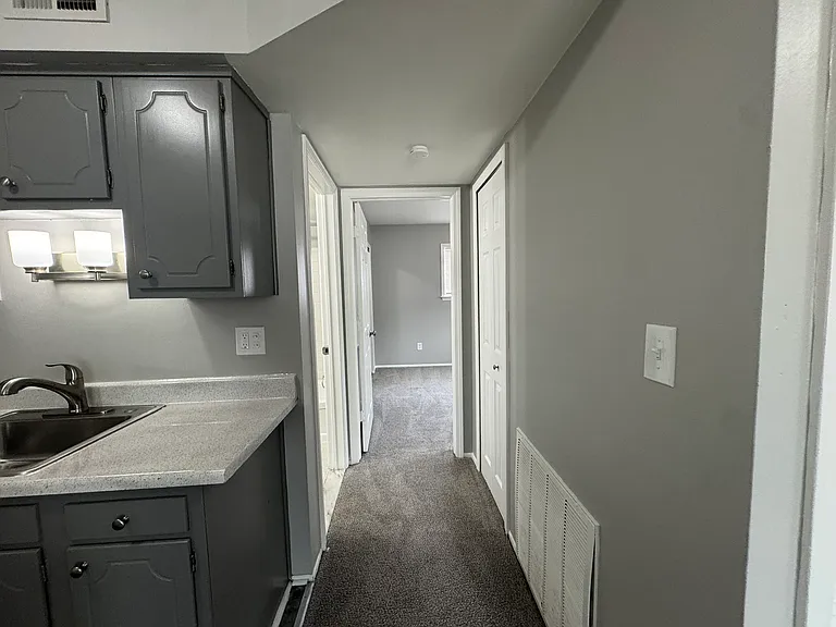 4441 Oakwood Blvd #1 — Photo 7