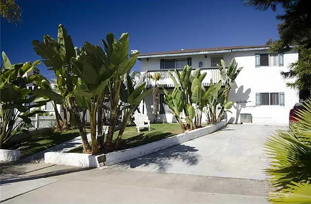 1956 Felspar St #1 — Photo 9