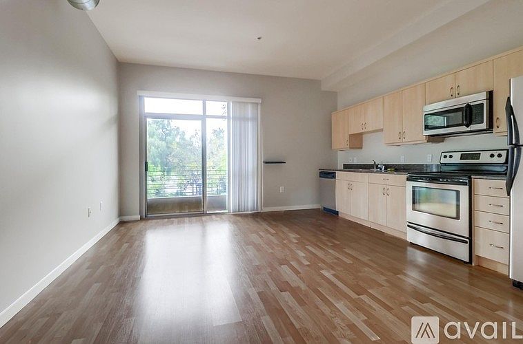 1st image of 889 E Date St E #228