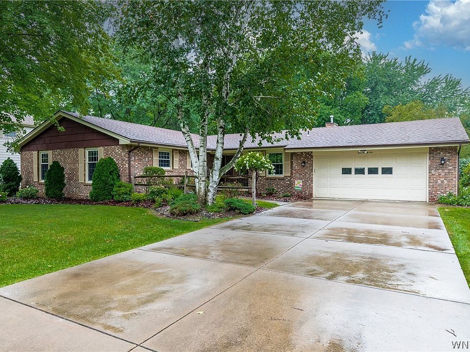 1st image of 426 Hawthorne Pl