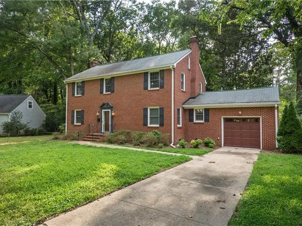 5 Warwick Cres, Newport News, VA 23601