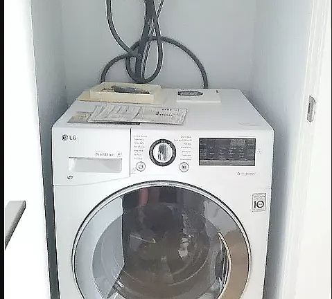4th image of 71 Cooper St APT 4A