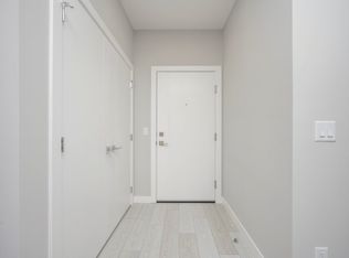 63 Corner Glen Cres NE #1317, Calgary, AB T3N 2R7