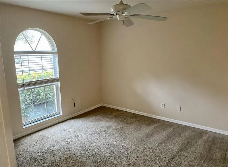 2 bed, 1142 sqft, $2,295 — Photo 4