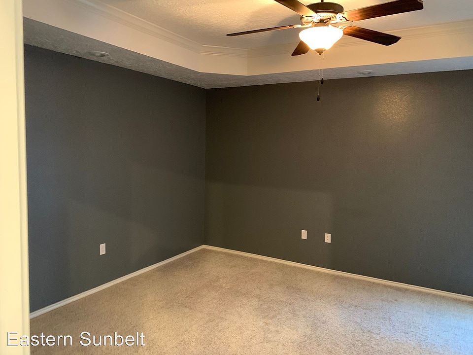 1st image of 2242 Boxwood Cir