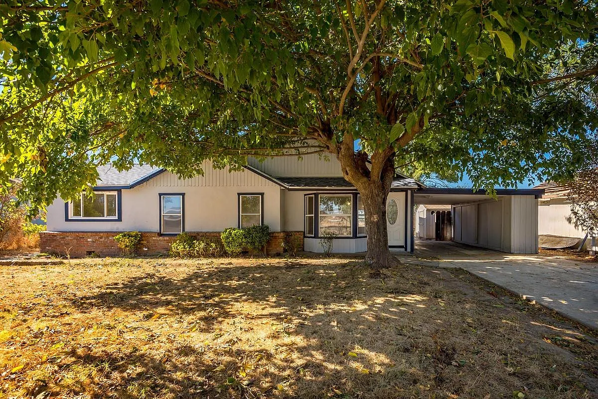4668 Pacific Ave photo 1