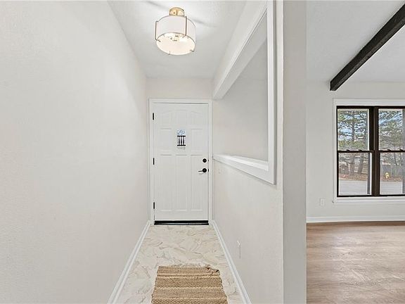 3rd image of 3709 NE Grant St