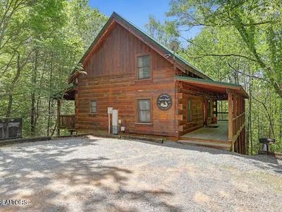 2217 Red Bud Rd, Sevierville, TN, 37876