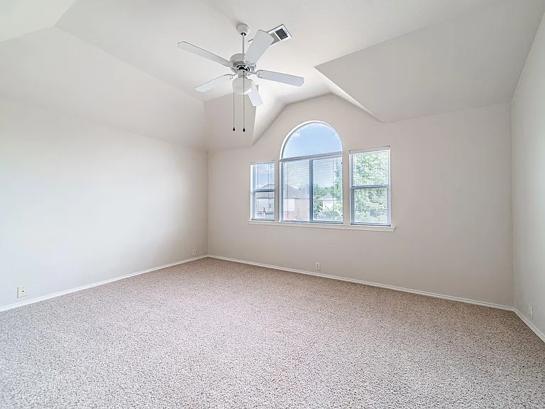 6870 Winston Dr — Photo 22