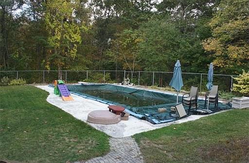 5th image of 58 Beaver Ln