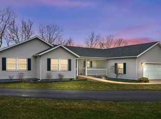 9722 S Scout Cabin Rd, Warren, IN 46792