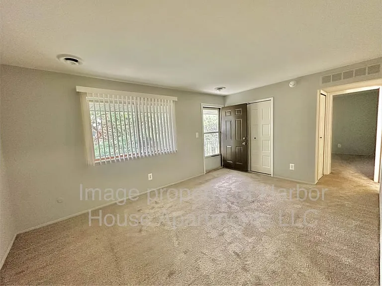 22617 E Twelve Mile Rd #617 — Photo 5