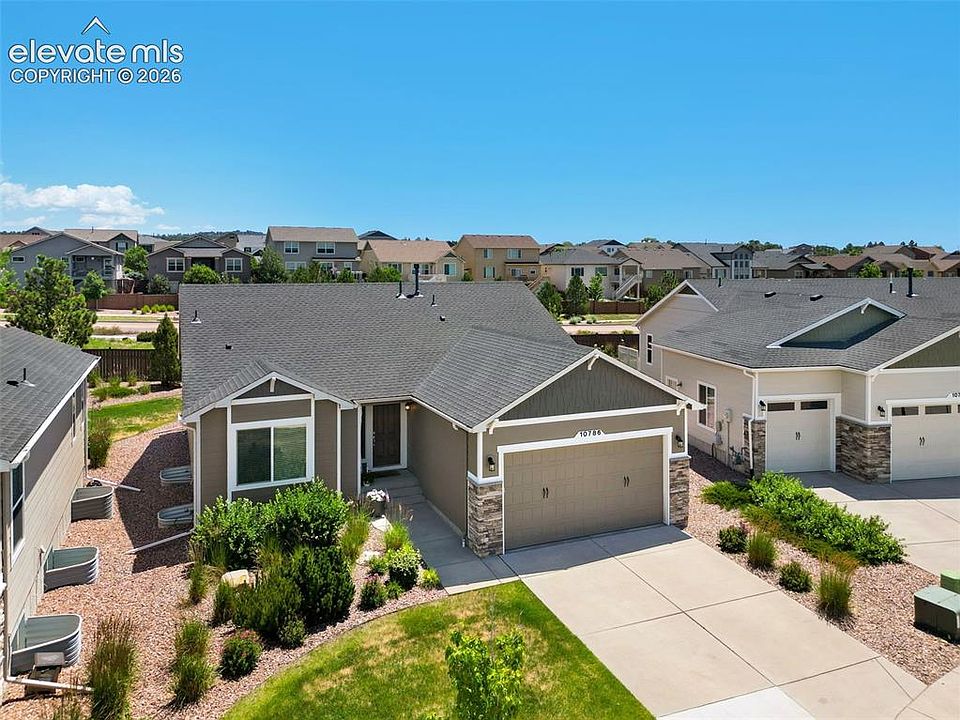 1st image of 10786 Hidden Brook Cir