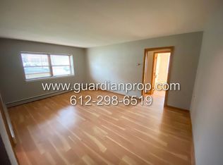 903 St. Clair Ave, Saint Paul, MN 55105