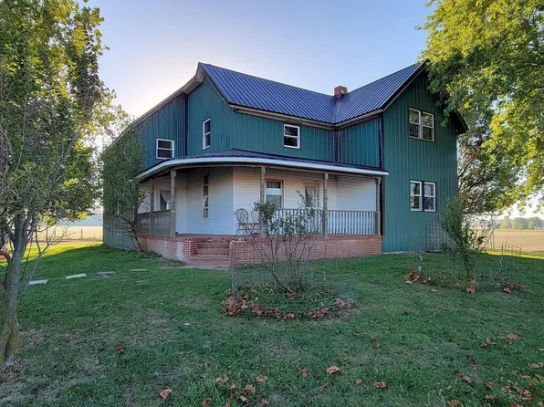 10617 S 700 E, Geneva, IN 46759