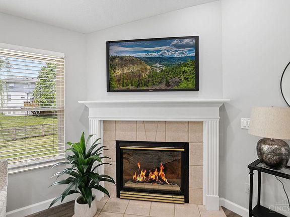 5th image of 3072 Macintosh Ln