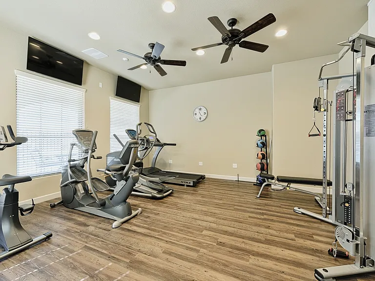 5550 N Figarden Dr — Photo 8