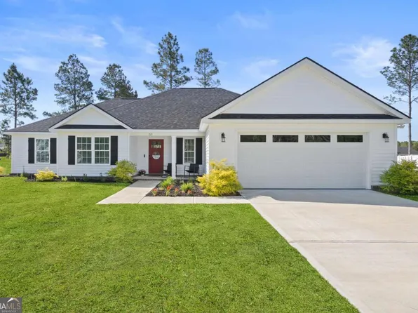 715 Medway Point, Ellabell, GA 31308