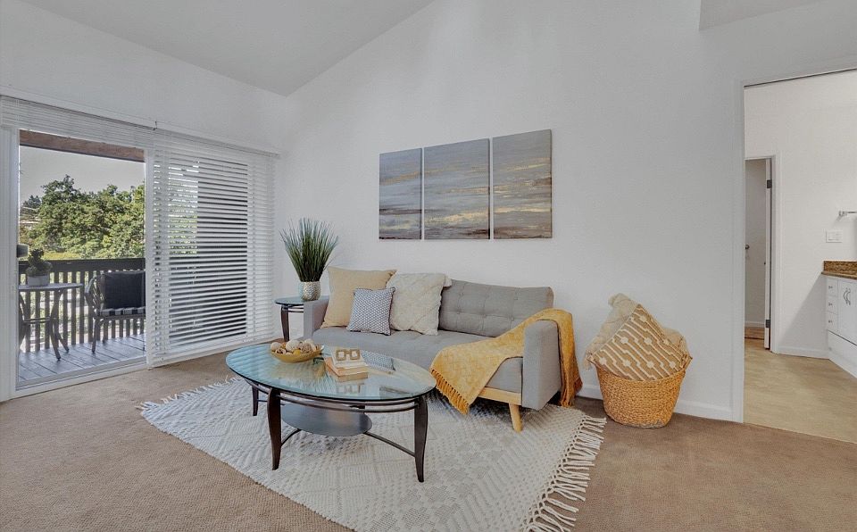 1st image of 1240 Walker Ave #Top