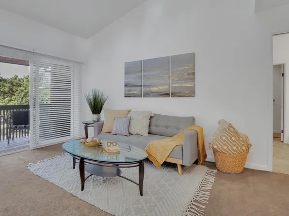 1240 Walker Ave #Top, Walnut Creek, CA 94596