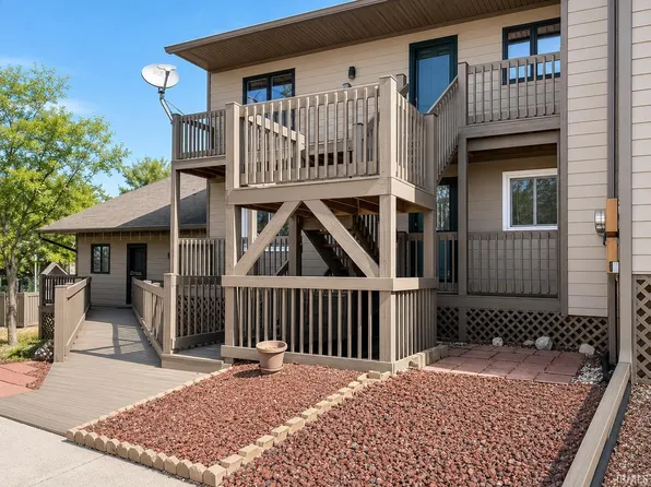 9479 S Lake Ridge Dr #147A, Bloomington, IN 47401