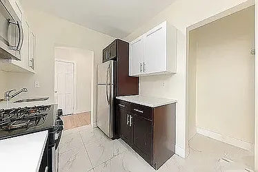 Rented by Duradox Management LLC
