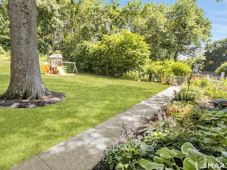 180 Weeping Willow Ln — Photo 18