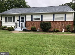 1406 Hylton Ave, Woodbridge, VA 22191